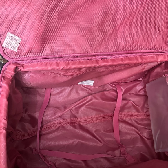 BRAND NEW Kathy Van Zeeland Croco PVC Designer Rolling Luggage. Pink inside. - Picture 8 of 8